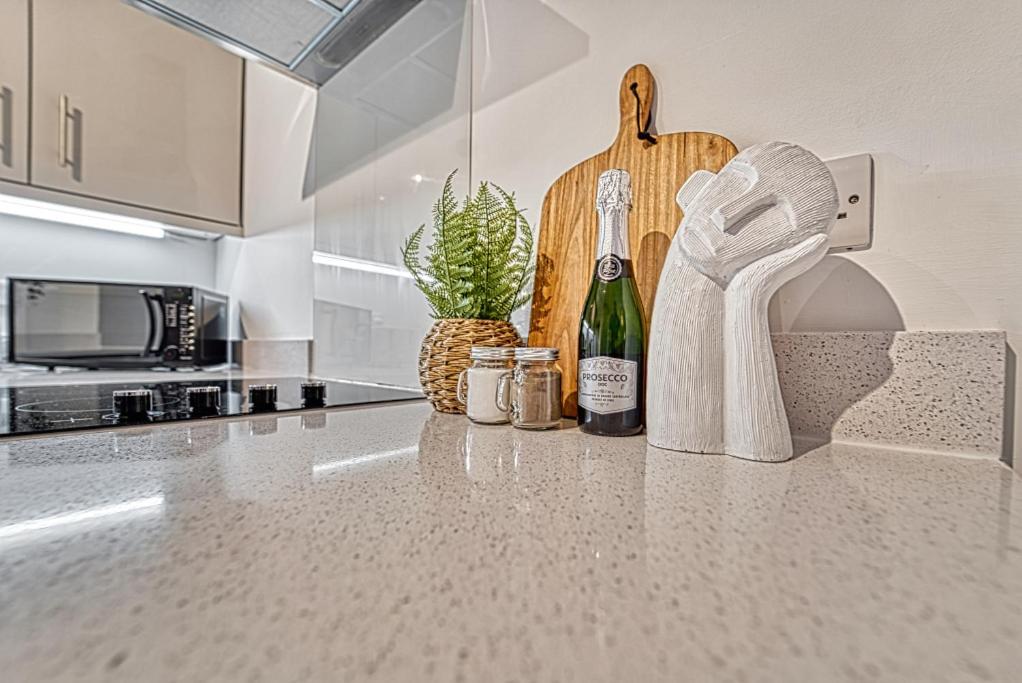 Guest Homes - Watledge House Apartment 툭스베리 외부 사진