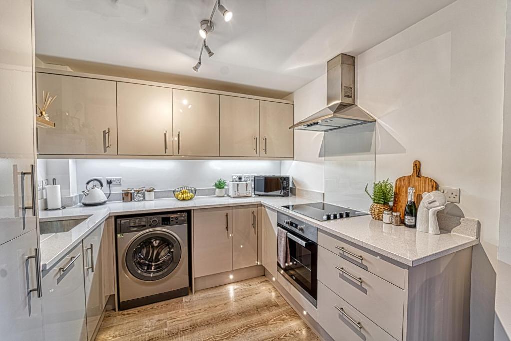 Guest Homes - Watledge House Apartment 툭스베리 외부 사진
